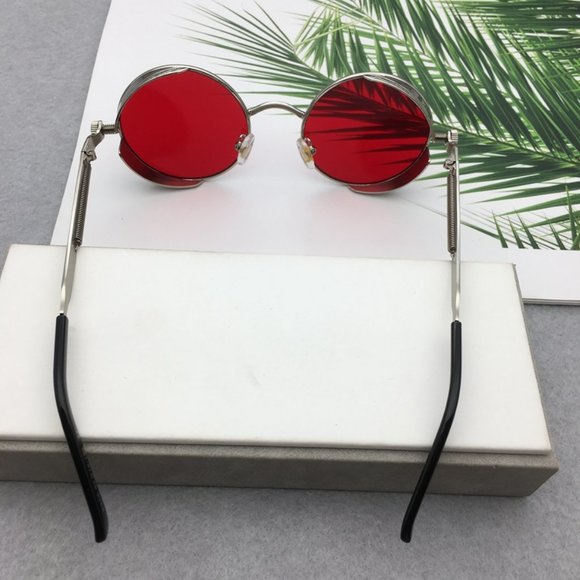 Red round frame sunglasses - Picture 2 of 4